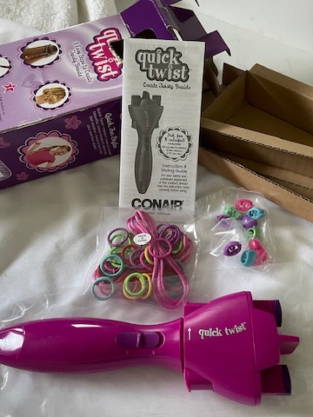 Conair Quick Twist Hair Braider with Bonus Elastics, Ribbons, Hair Clips NWT